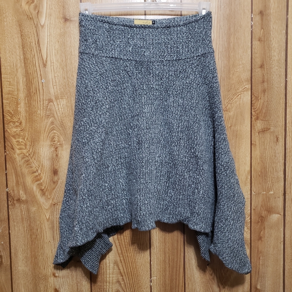 Womens Woven Wooly Knit Gray Flounce A-Line Shark Bite Skirt Small Final Touch